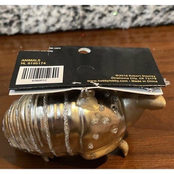 Robert Stanley Armadillo‎ Glass Christmas Tree Holiday Ornament NEW - Picture 3 of 4